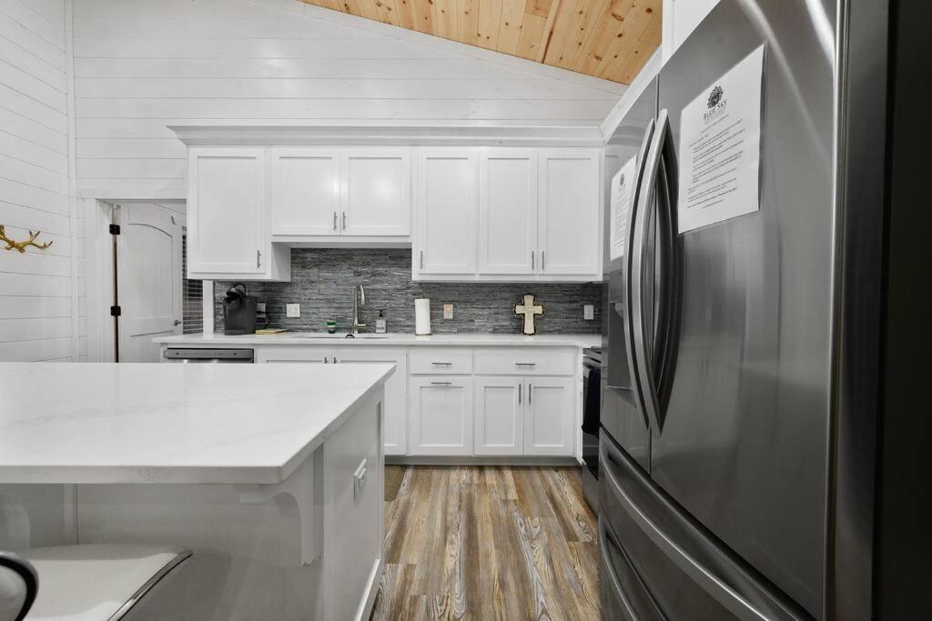 Diamond Cabin W/ Jet Shower & Secluded Back Deck! Broken Bow Eksteriør billede
