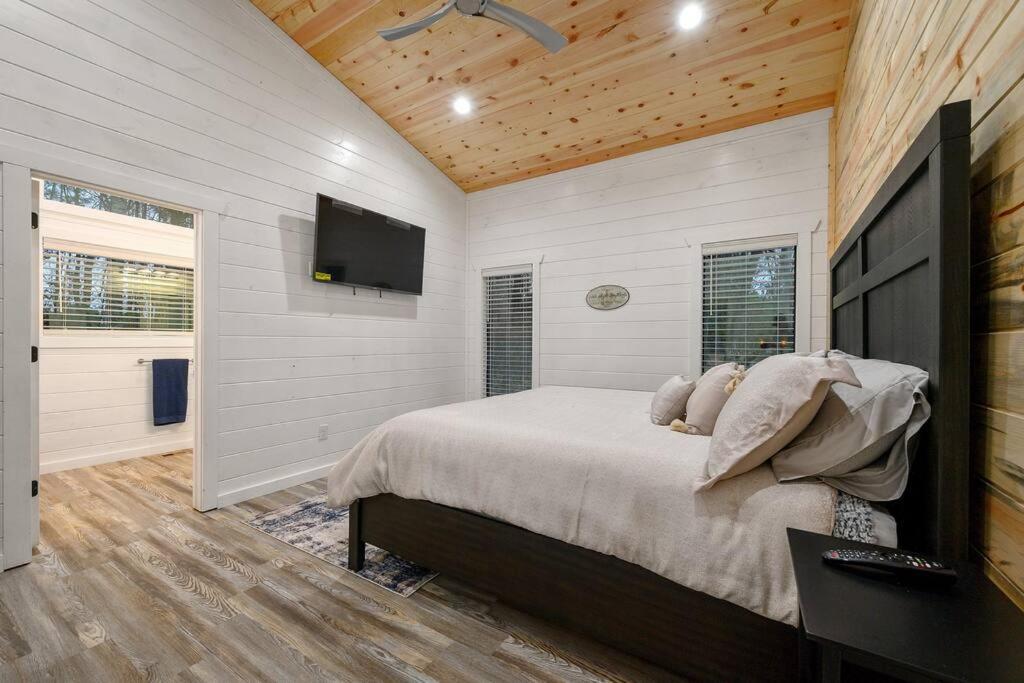 Diamond Cabin W/ Jet Shower & Secluded Back Deck! Broken Bow Eksteriør billede