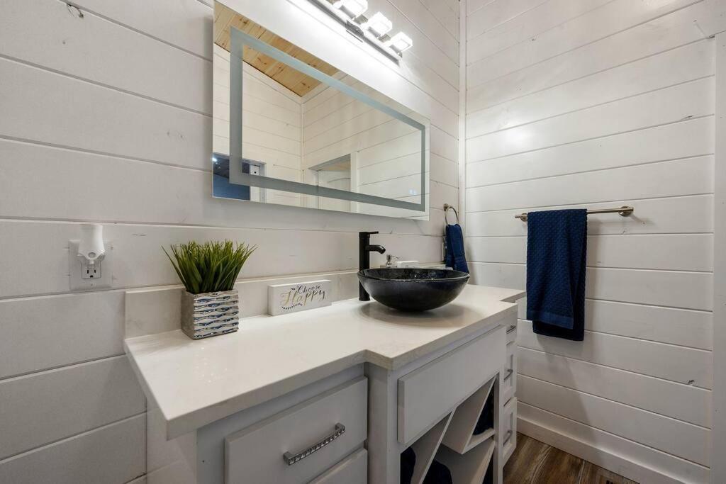 Diamond Cabin W/ Jet Shower & Secluded Back Deck! Broken Bow Eksteriør billede