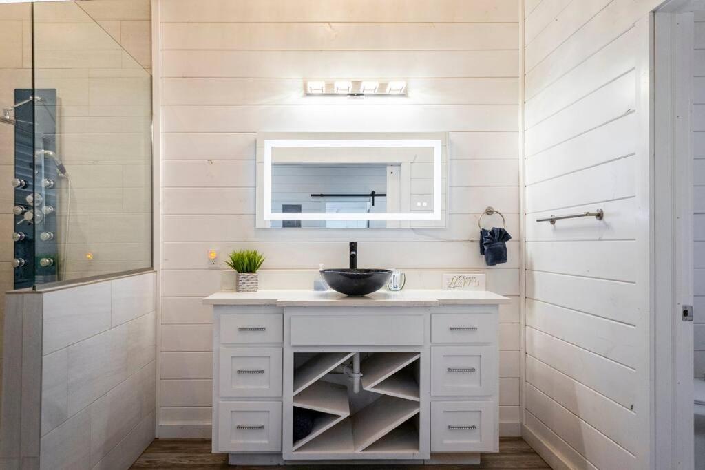 Diamond Cabin W/ Jet Shower & Secluded Back Deck! Broken Bow Eksteriør billede