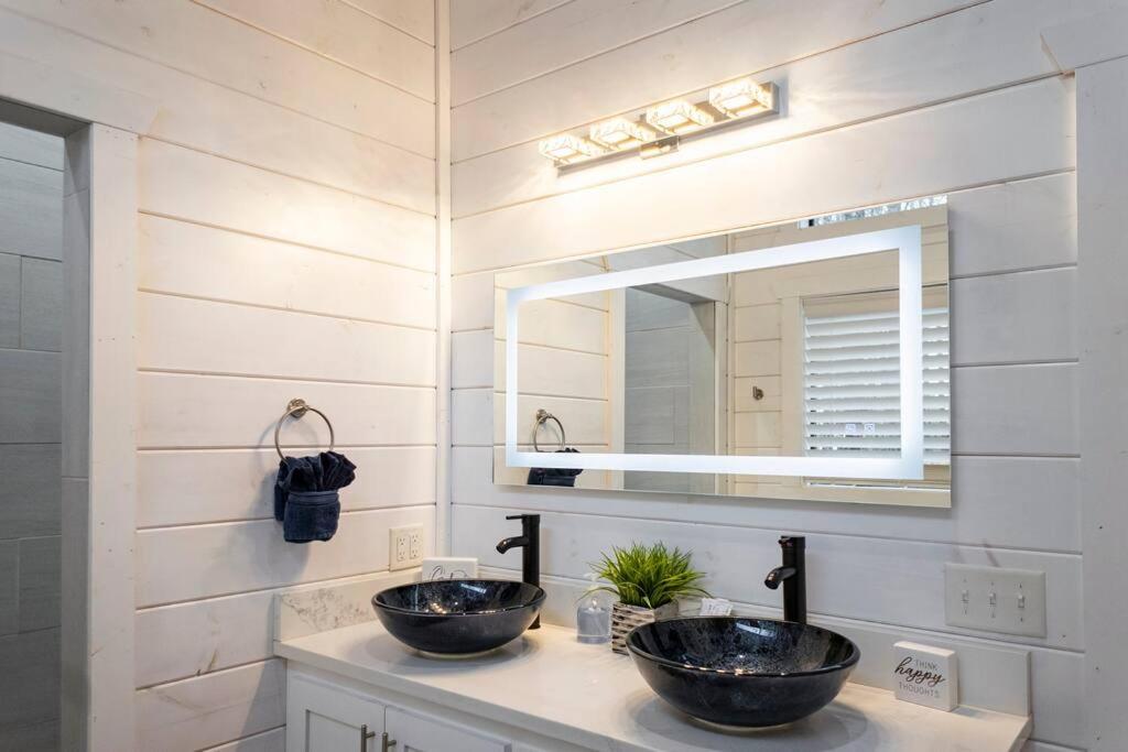 Diamond Cabin W/ Jet Shower & Secluded Back Deck! Broken Bow Eksteriør billede