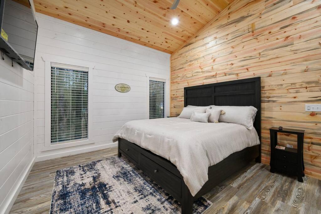 Diamond Cabin W/ Jet Shower & Secluded Back Deck! Broken Bow Eksteriør billede